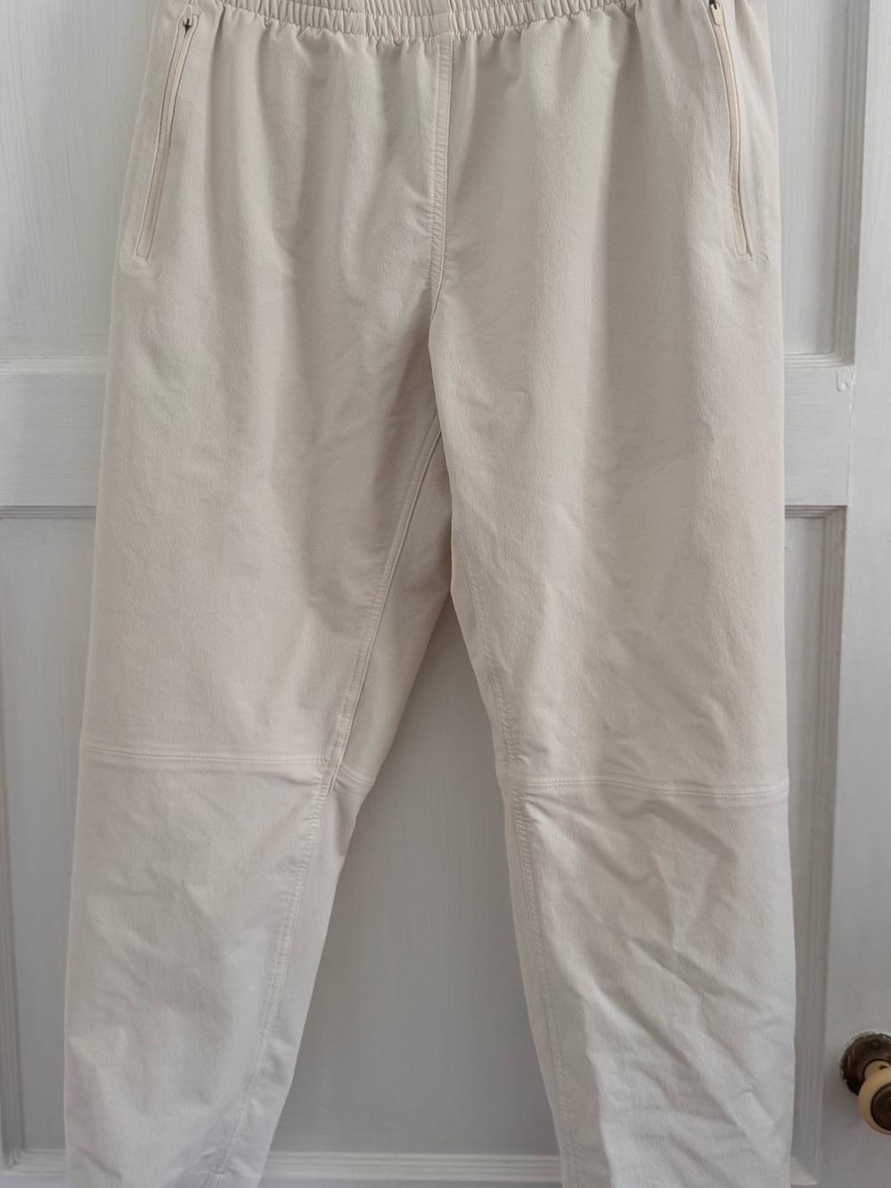 Outdoor Voices Women’s Cream Elastic-Waist Joggers